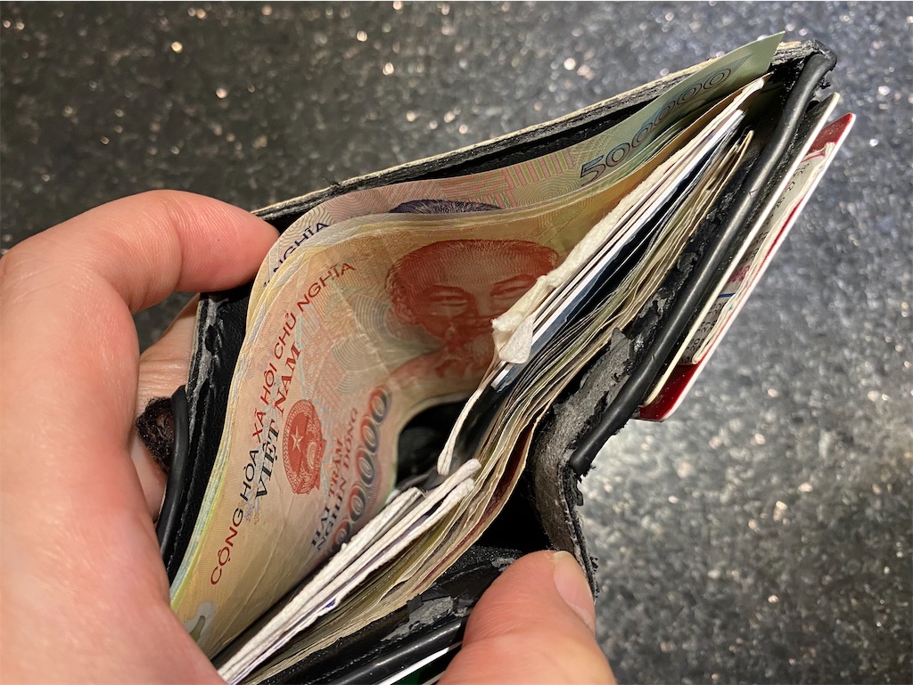 ベトナムドン 「高額紙幣」は、両替時や大きなお店で「小額紙幣」に変えておいたほうが便利だよ～。 : ハノイでまったり生きてます ΦωΦ