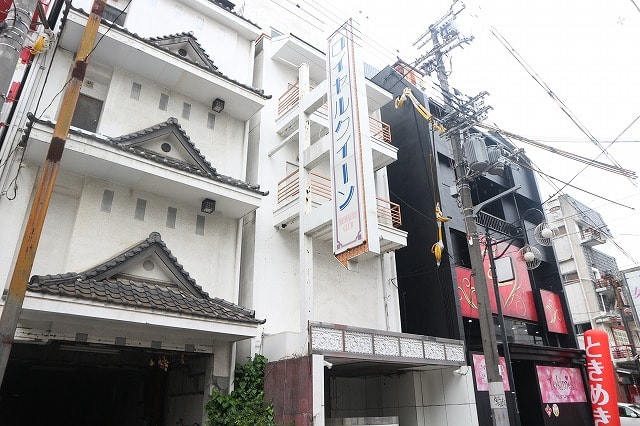 トップ｜和歌山県和歌山市発・激安デリヘル｜和歌山ミセスサマンサ