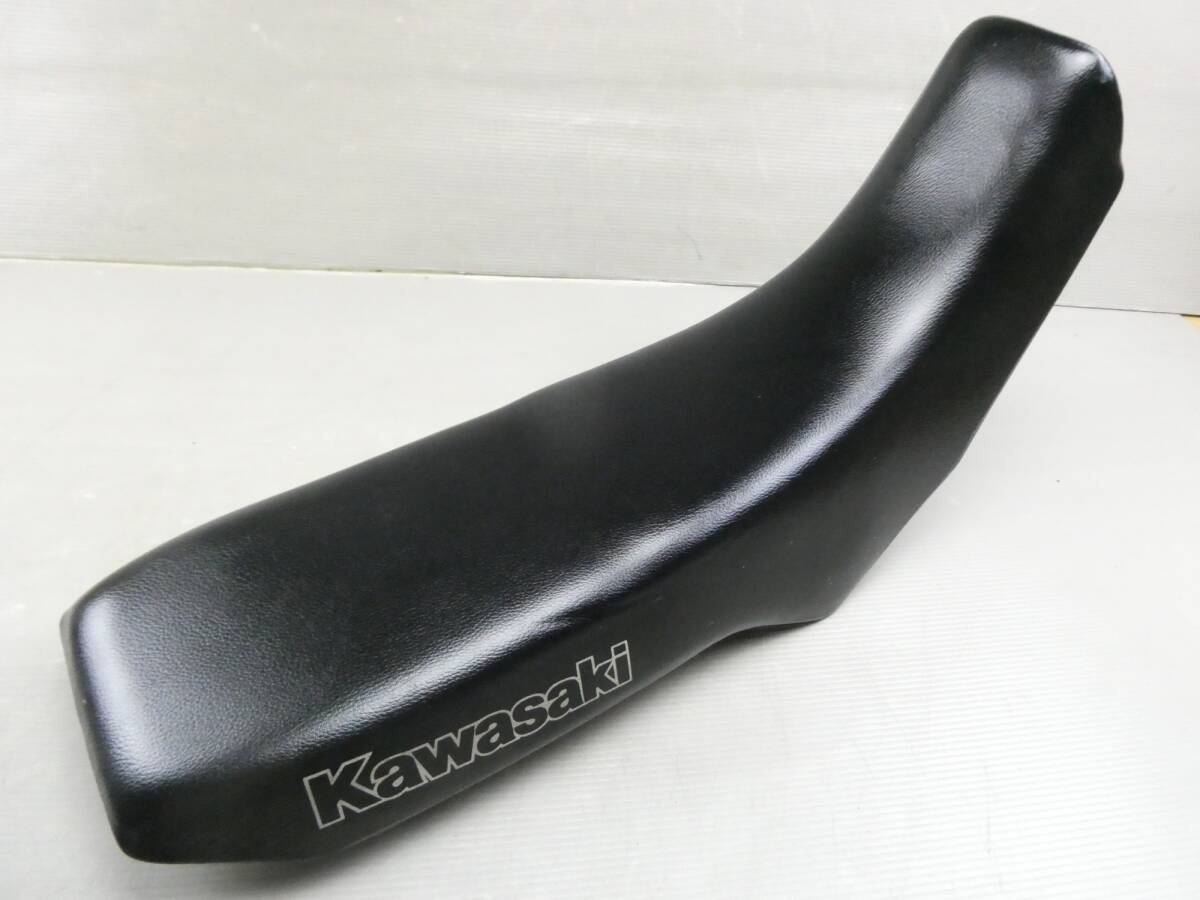 ヤマハ SR400 トラッカーシート