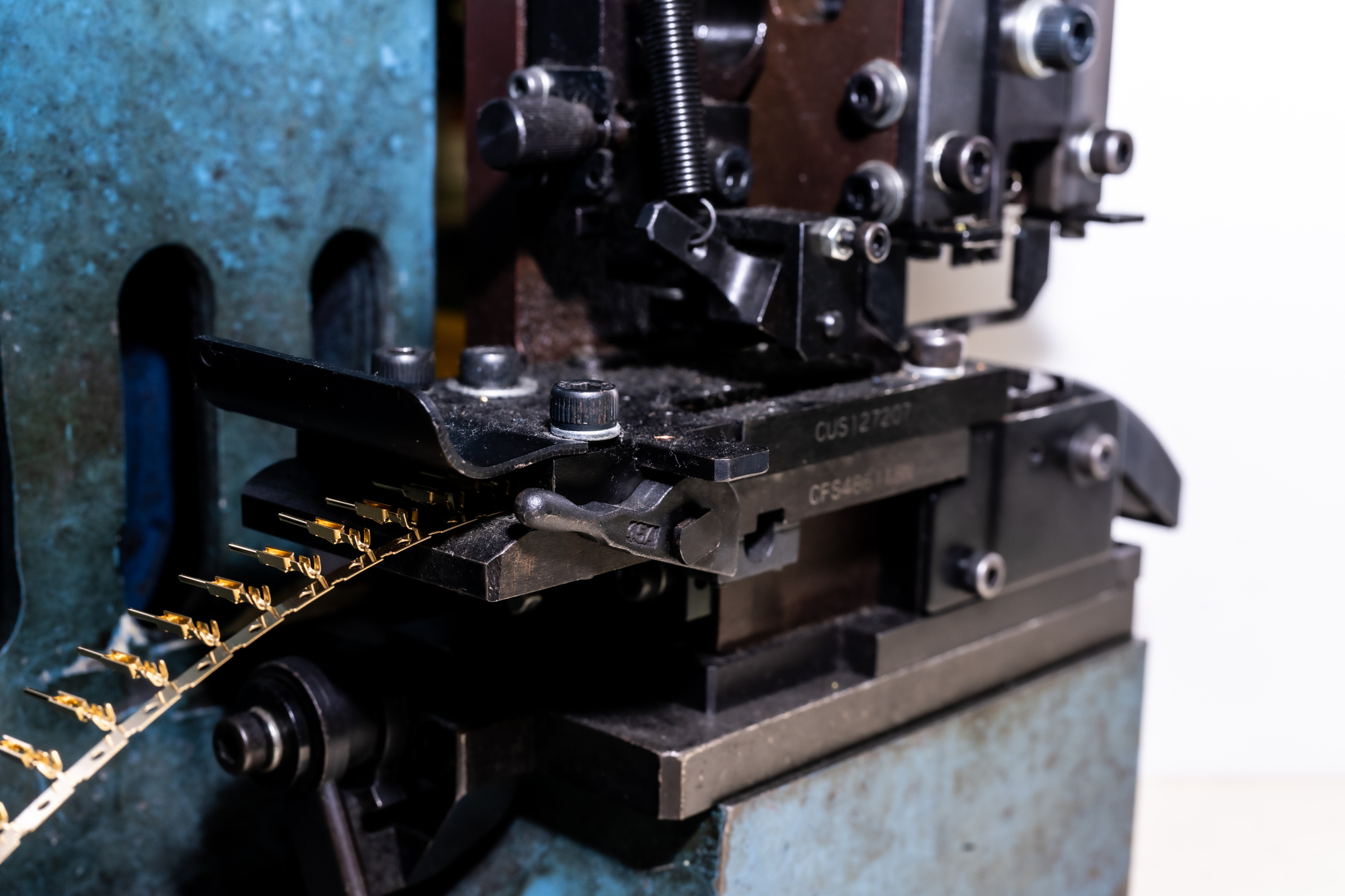 プレス加工現場における安全対策のポイントアイアール技術者教育研究所