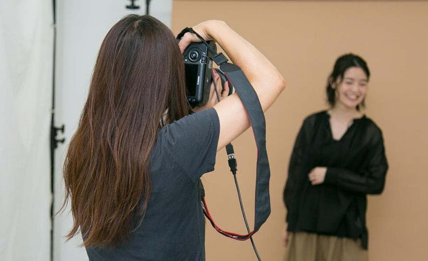 カメラマン 募集要項千葉の格安ホームページ制作は維持費・管理費なしのリアサポート