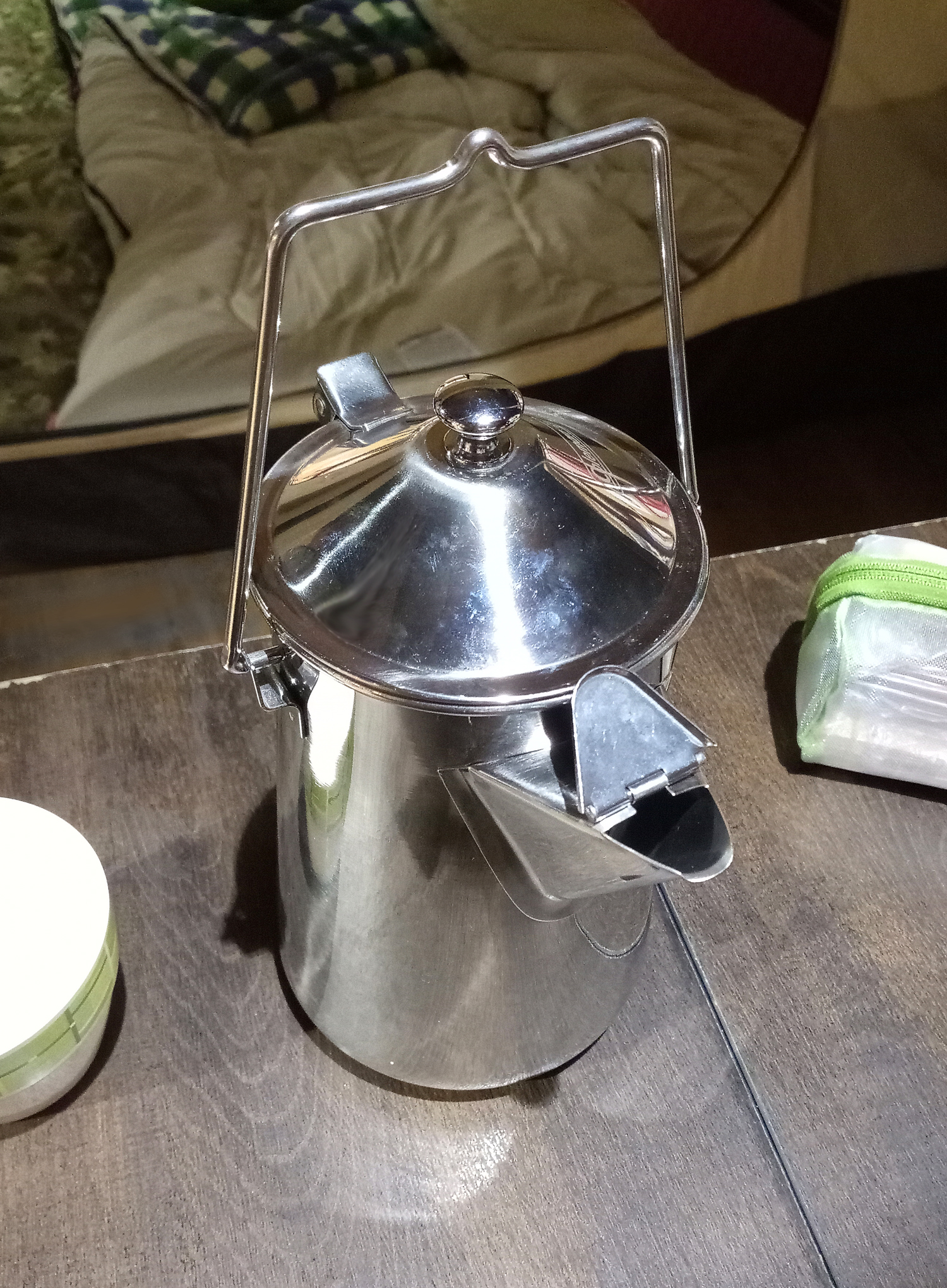 2023年 アウトドアで使えるケトルおすすめ18選！コーヒーが楽しめる「細口」のケトルも紹介山行こ