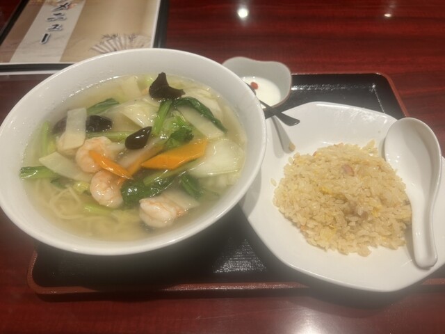 高菜チャーハン＋半ラーメン』by ARA : 135酒場 御徒町店