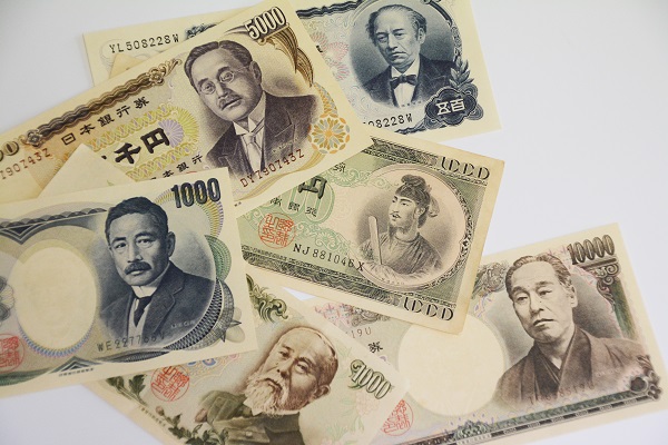 紙幣 旧紙幣 日本紙幣 200円札 二百円札 貴重 二百円