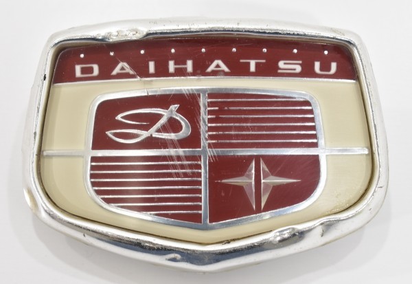 ダイハツ -11㎝ DAIHATSU ダイハツロゴ 3Dエンブレム マットブラックの通販 by ゆうちん's shop ダイハツならラクマ