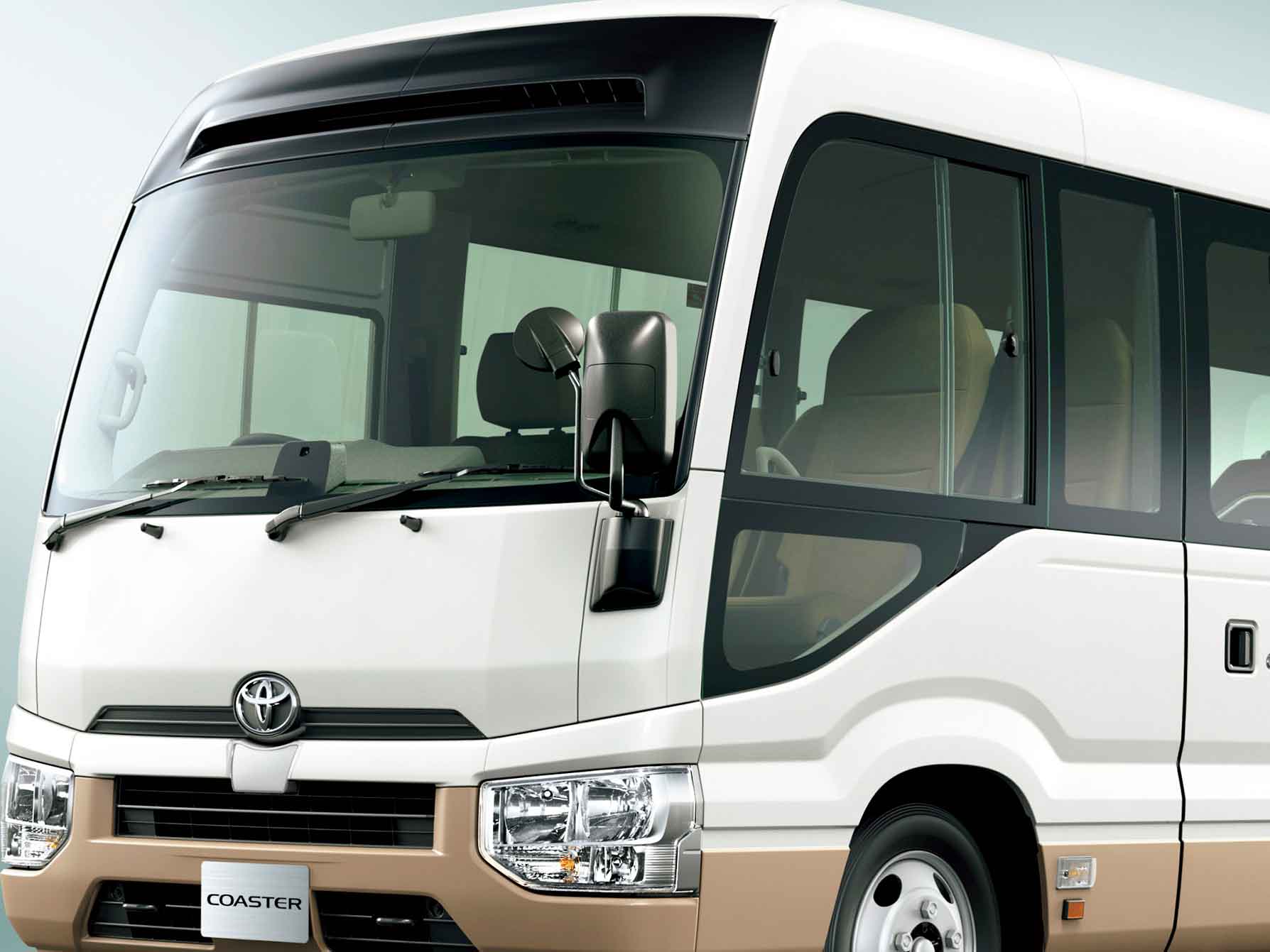 2023最新 バスコンキャンピングカー・ランドホーム・コースターを徹底レビュー！RVランド製作、トヨタ・コースターベースの普通免許 現中型8トン限定免許 で乗れる国産最高級バスコンバージョン