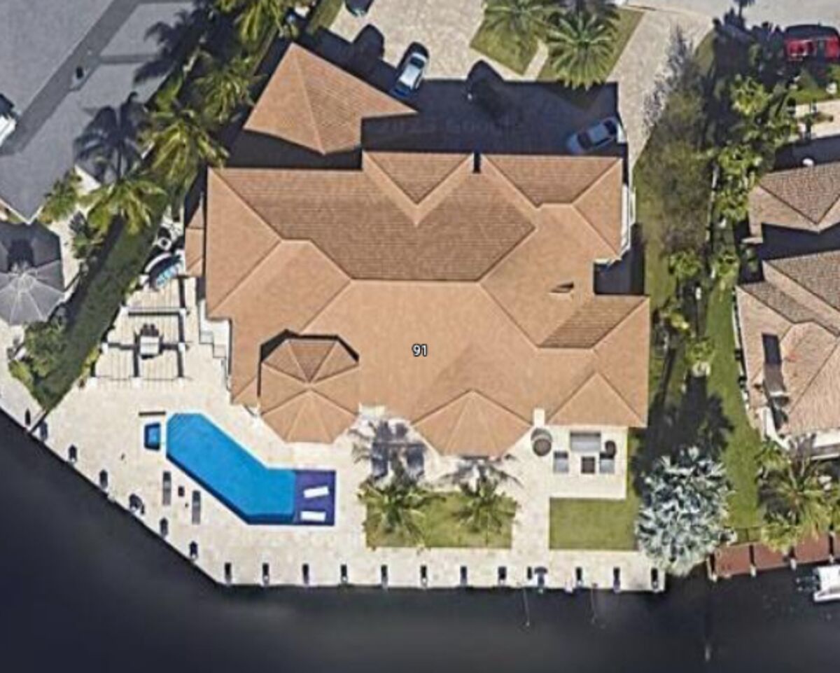 2020年3月9日 メッシの家に行ってきました。 - YouTube