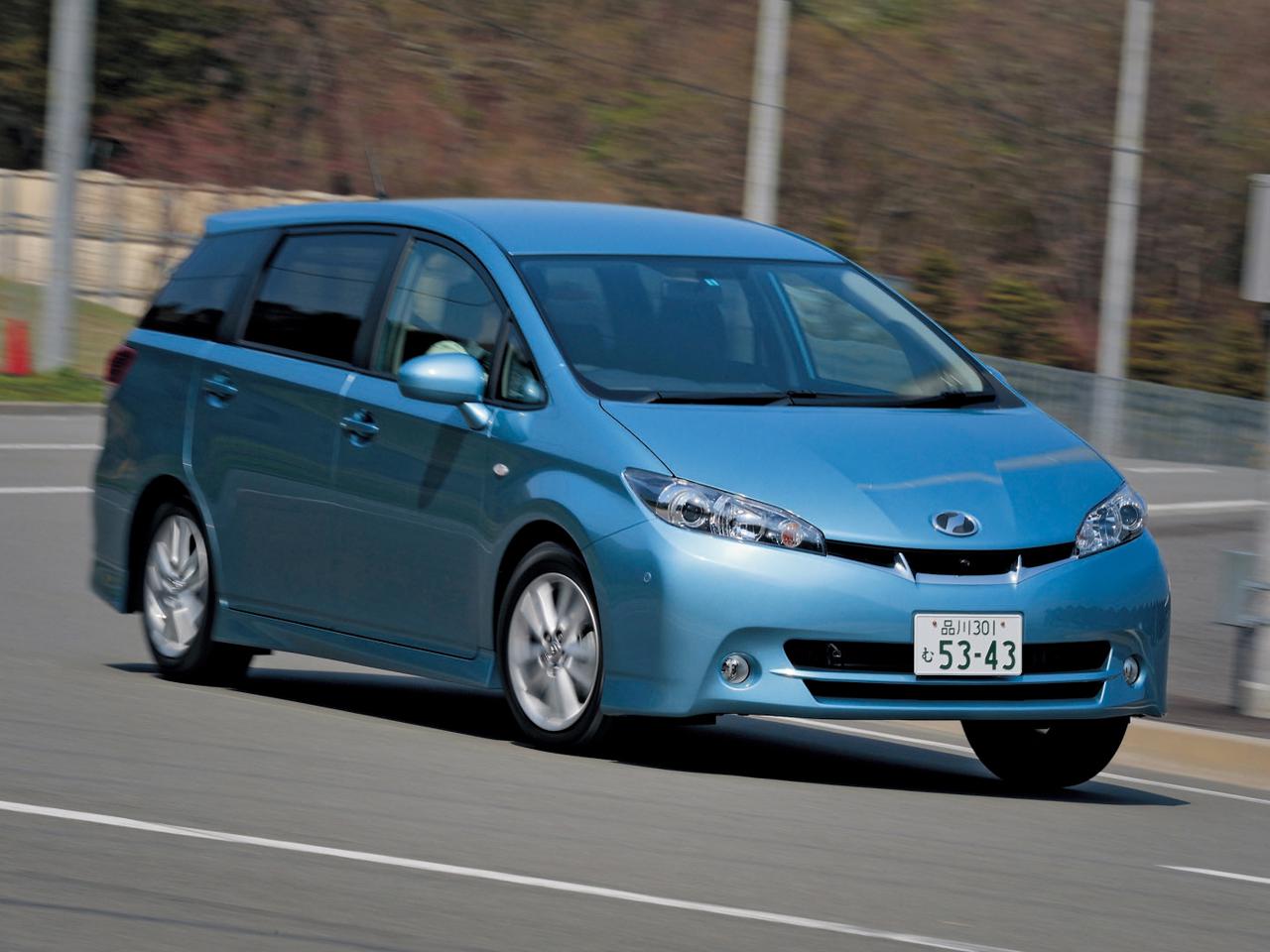 トヨタ ウィッシュ初代 ZNE 2003-2009 ：ホンダ・ストリームへの対抗馬として誕生したミニバンビークルズ