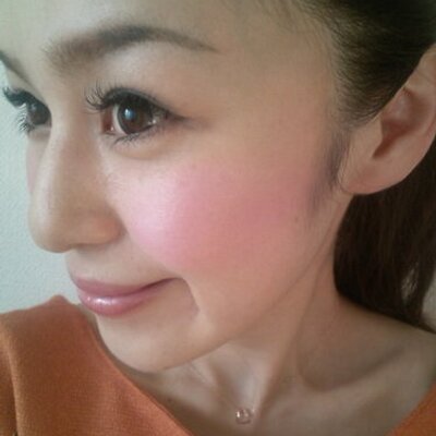 “私は愛とは思えない” あずちゃんってインスタのDMとかで話しかけちゃっていいんですか…？あず民のみなさん教えて欲しいです❕@あず @あずさぶ