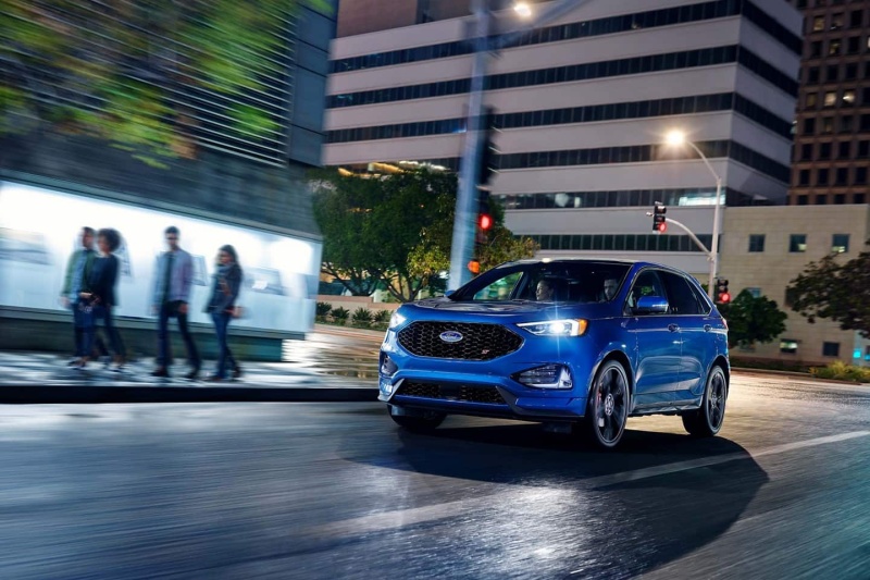 フォード Edge Plus 20202024 - ホイール＆タイヤサイズ、PCD、オフセット、およびリム仕様Wheel-Size.jp