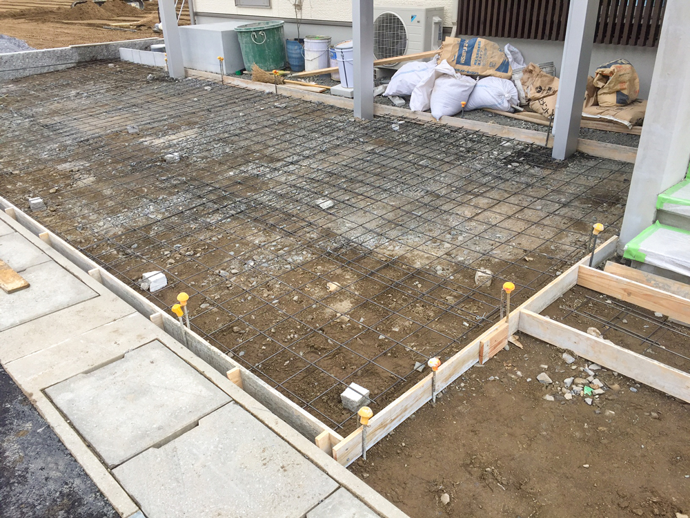 屋外地下駐車場を平面化。費用削減効果と細やかな施工に