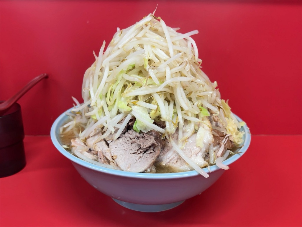 初心者のためのラーメン二郎入門ガイド + 初心者におすすめな店舗7選｜Ryota Toyoda