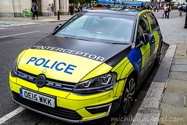 イタリアの緊急車両 アルファロメオからモトグッツィまで道草旅行社