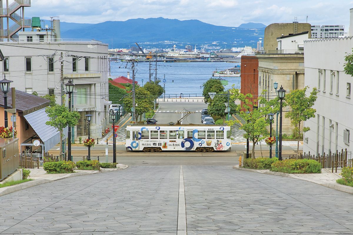 ▷大雨で水あふれる坂道の側溝を改修 いわき市/小野茂議員 : ブログ