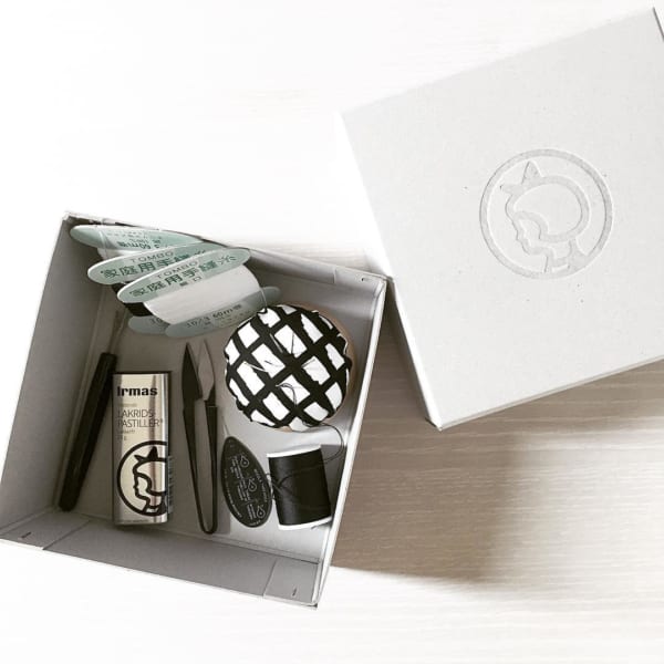 ブランドの箱を可愛い収納ボックスに活用しよう