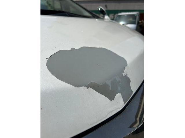 八潮市よりクリア剥がれ修理塗装事例 BMW埼玉県八潮市の板金塗装キズへこみ事故車の修理株 オートクラフト