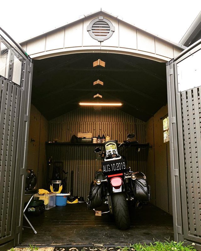 コストコ倉庫 バイクガレージ