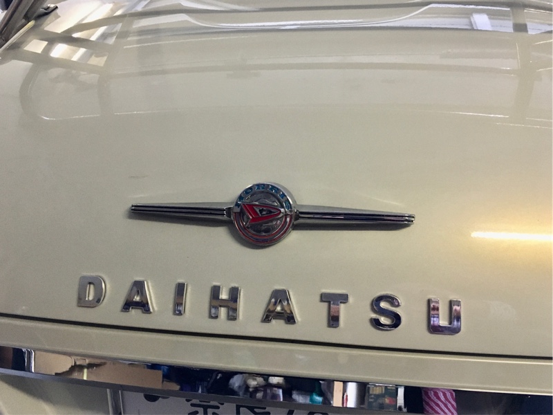 DAIHATSU 当時物エンブレム