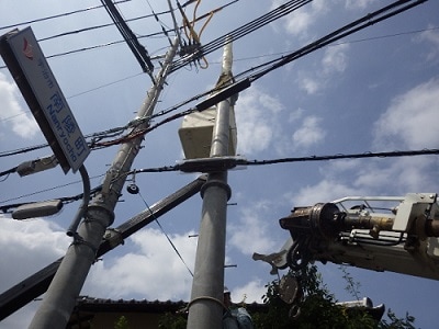 敷地内の電柱や支線を移動させたいときの対処法費用がかかるのか？スタッフブログフィックスホーム滋賀で安くていい家づくり