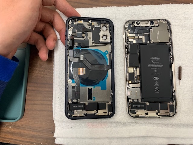 iPhone Repair ミドルフレーム 交換修理 - iphone修理スマホゴールド