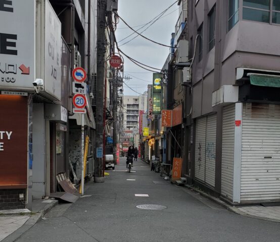 明治神宮前駅から徒歩2分の好立地！180㎡を超える3LDKで至福の都会ライフを | ＭＡＲＱ ＯＭＯＴＥＳＡＮＤＯ ＯＮＥ