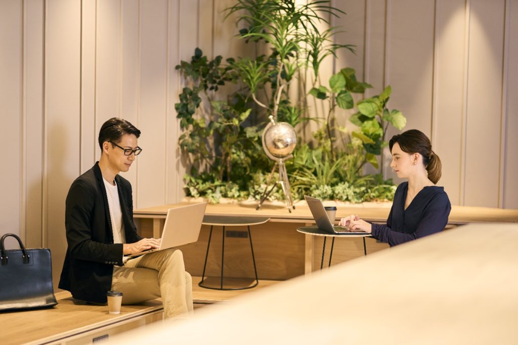 同僚のような意識から生まれた、居心地のよいシェアオフィスPORTAL。THE LANCER