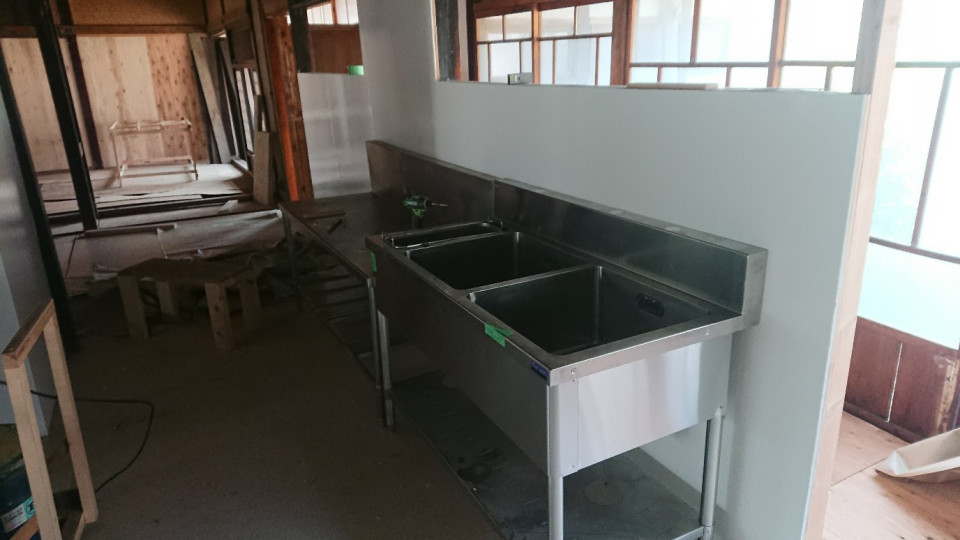 カフェ店舗設計デザインとレイアウト図面飲食店の内装工事と厨房機器