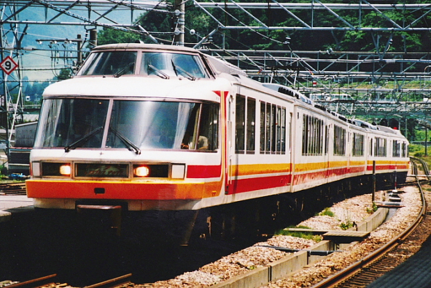 17年前の京急運転士、でっかい東京で探した 不合格がくれた出会い：朝日新聞デジタル