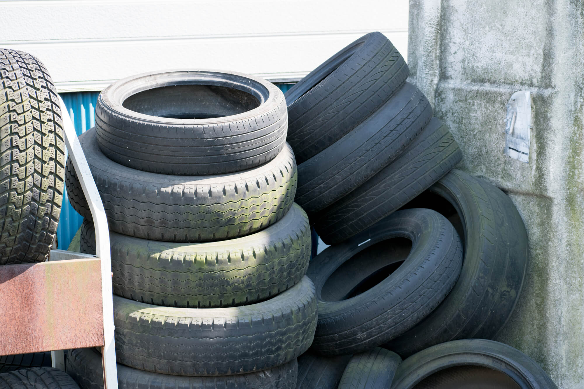 古タイヤが大変身！リサイクルや再使用でとってもエコailovei