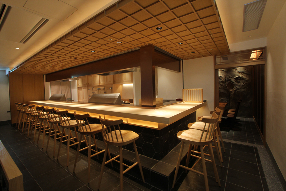 店舗設計・内装・空間デザインなら株式会社ドアーズへ