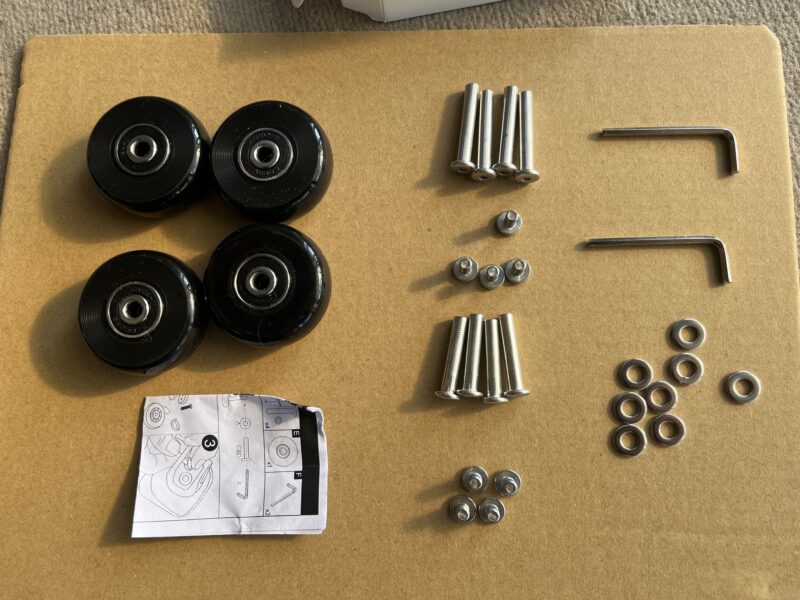 スーツケース用タイヤ タイヤ 交換 4個セット 3サイズ 40mm 45mm 50mm キャスター 車輪修理 スーツケース 交換キット セットキャリーケース セルフ修理 キャスター交換 DIY 取替え 車輪補修 キャリーバッグ 4輪 スーツケース修理 キャスター修理 TN-TRKC日用品雑貨