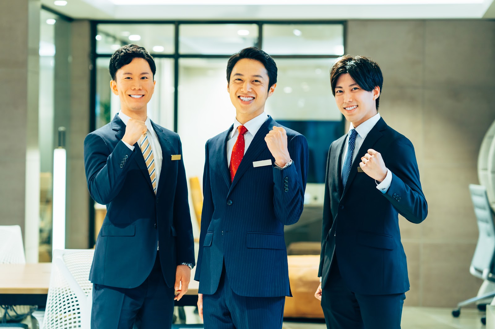 企業イメージ向上のコツ8選！ブランディング戦略・CM広告など