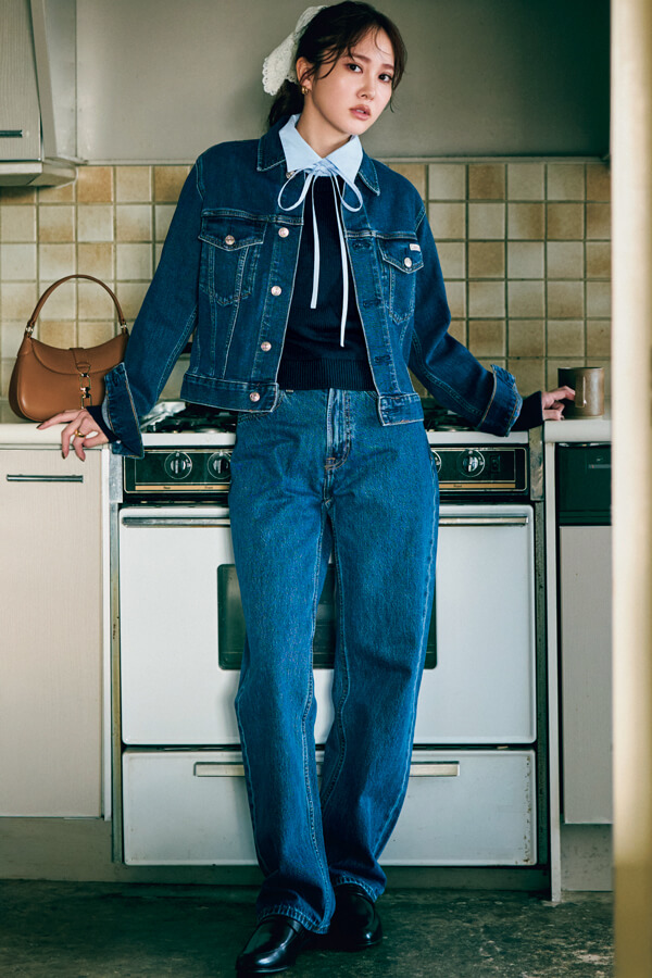 オフィスで浮かないデニムコーデのコツは？ おしゃれ見えする「大人のきれいめデニムスタイル」3選レディースファッションAll About