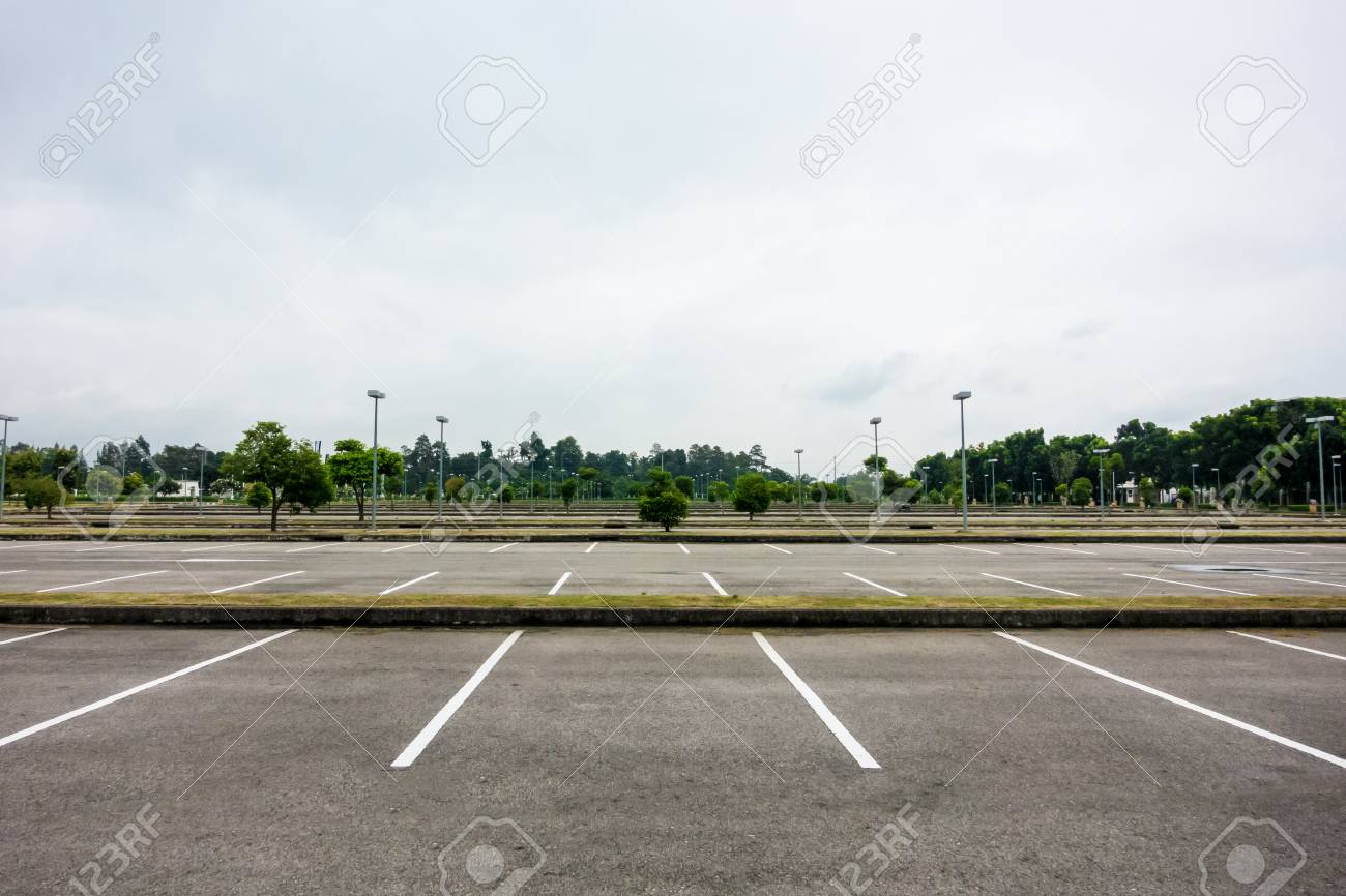 駐車場のライン引き 4つの種類別メリット・デメリットを徹底解説 - くらしのマーケットマガジン