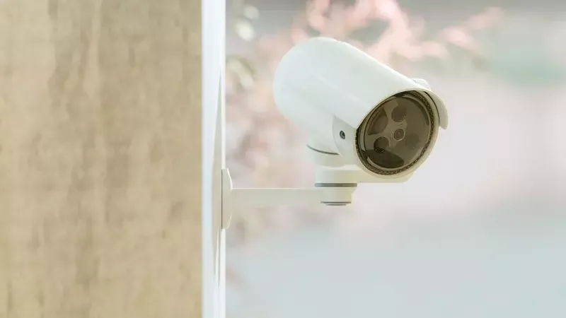 防犯だけではない 飲食店に防犯カメラ導入するメリット・デメリット 防犯カメラの設置ならフリーウェイズネットワーク