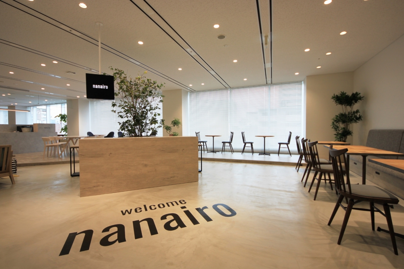 クリエイティブオフィスの写真 - 無料の高画質写真をダウンロードFreepik