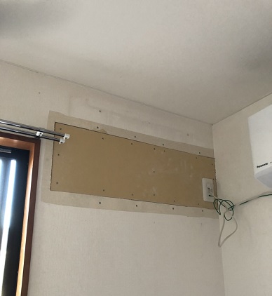 オシャレ技 エアコンのコンセントを天井付けにして見えなくする方法えまはうす.BLOG