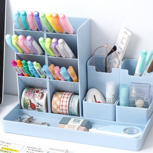 バインダー a4 2つ折り クリップボード A4書類ケース クリップファイル 文房具 収納 文房具 書類ケース 持ち運び 画板 可愛い文房具ルーズリーフ クリップケース 文具 ファイル おしゃれ ペンホルダー付 事務用品 オフィス用品 シンプル カルテ記入Rakuten 楽天