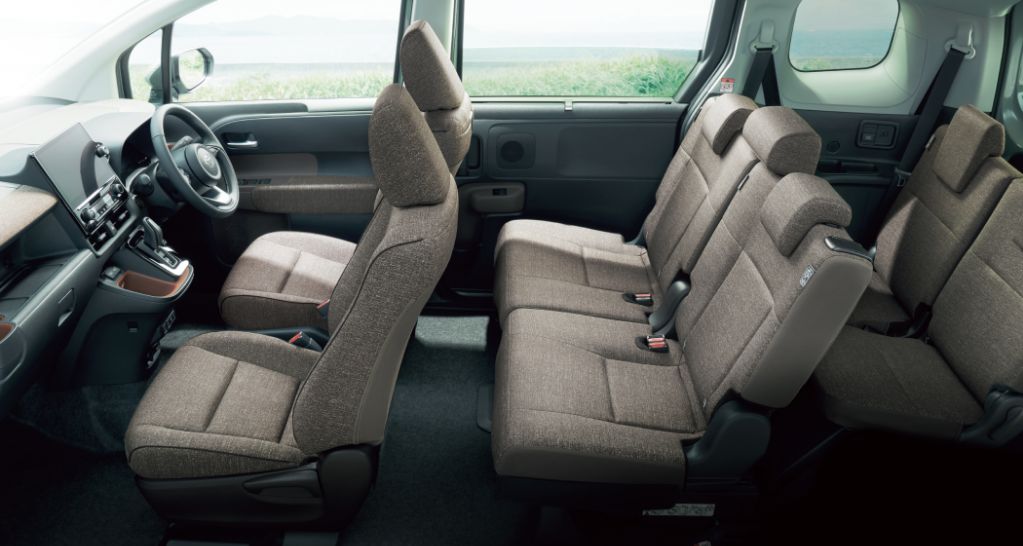 トヨタ シエンタデザイントヨタ自動車WEBサイト