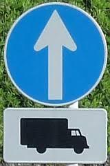 規制標識 ８９４－２０ ３２６－Ｂ 一方通行ミドリ安全 公式通販