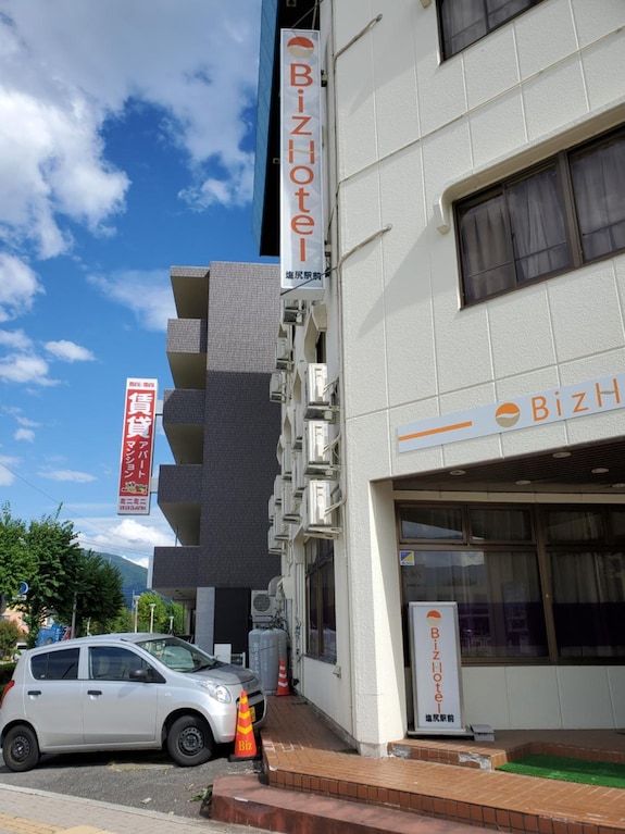 Biz Hotel 塩尻駅前 |