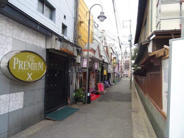 福岡工業大学附属図書館」(福岡市東区-図書館-〒811-0214)の地図/アクセス/地点情報 - NAVITIME