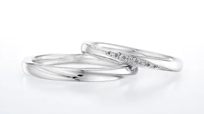 Anolyu アノリュー 「A only U あなただけのもの 」を組み替えて名付けられたマリッジリング 結婚指輪ID2365銀座 ダイヤモンドシライシマイナビウエディング