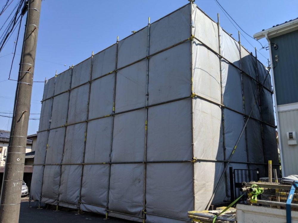 外壁塗装の工程の「養生」とは？ - 町田市の屋根・外壁リフォームなら塗り替え・葺き替え