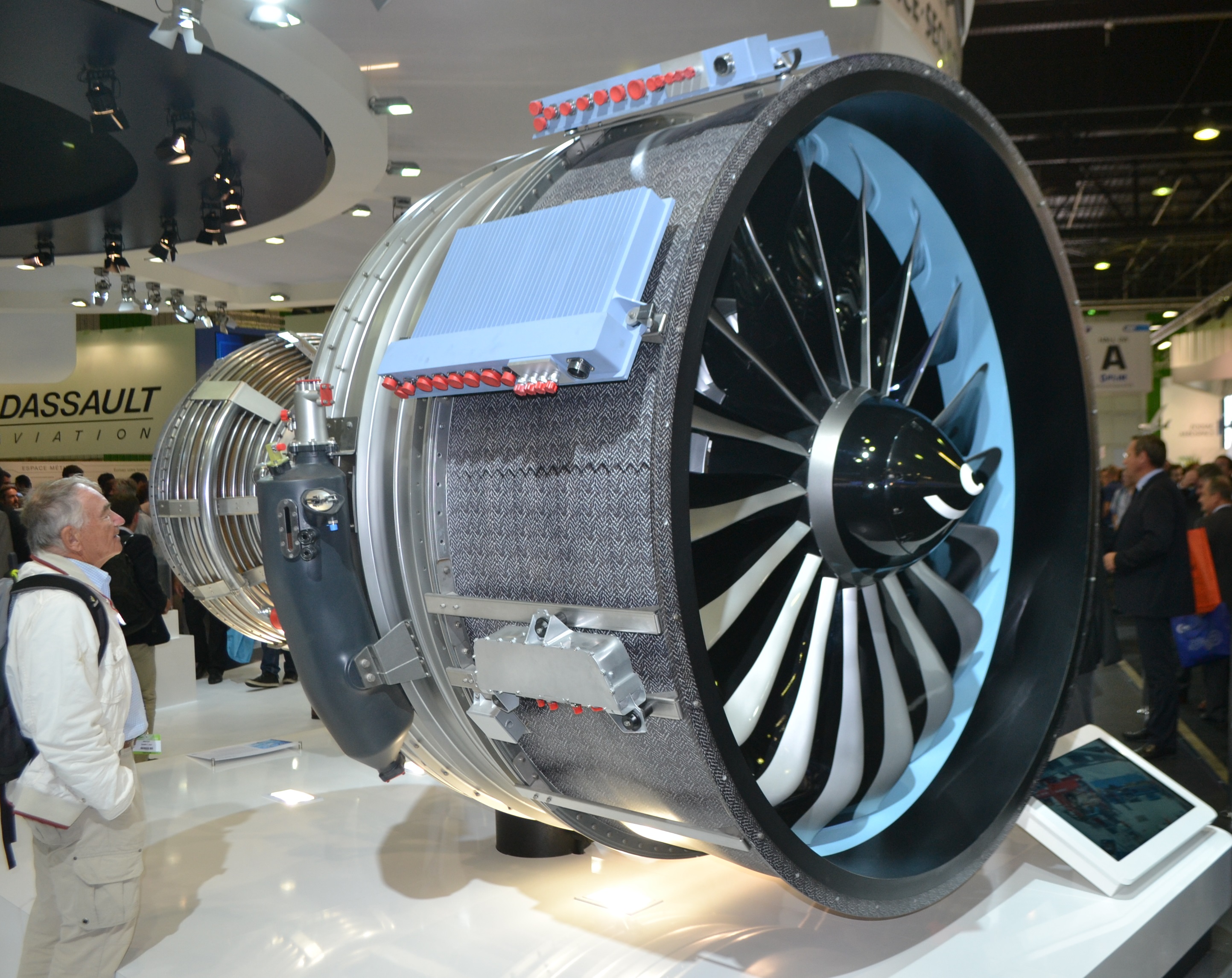 栄エンジン- Wikipedia