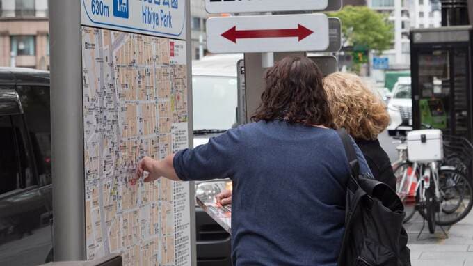 いつか使うかもしれない英語」が学べるECCの屋外広告がおもしろい！ブログ店舗専門 デジタルサイネージのことならbiscosignage ビスコサイネージ