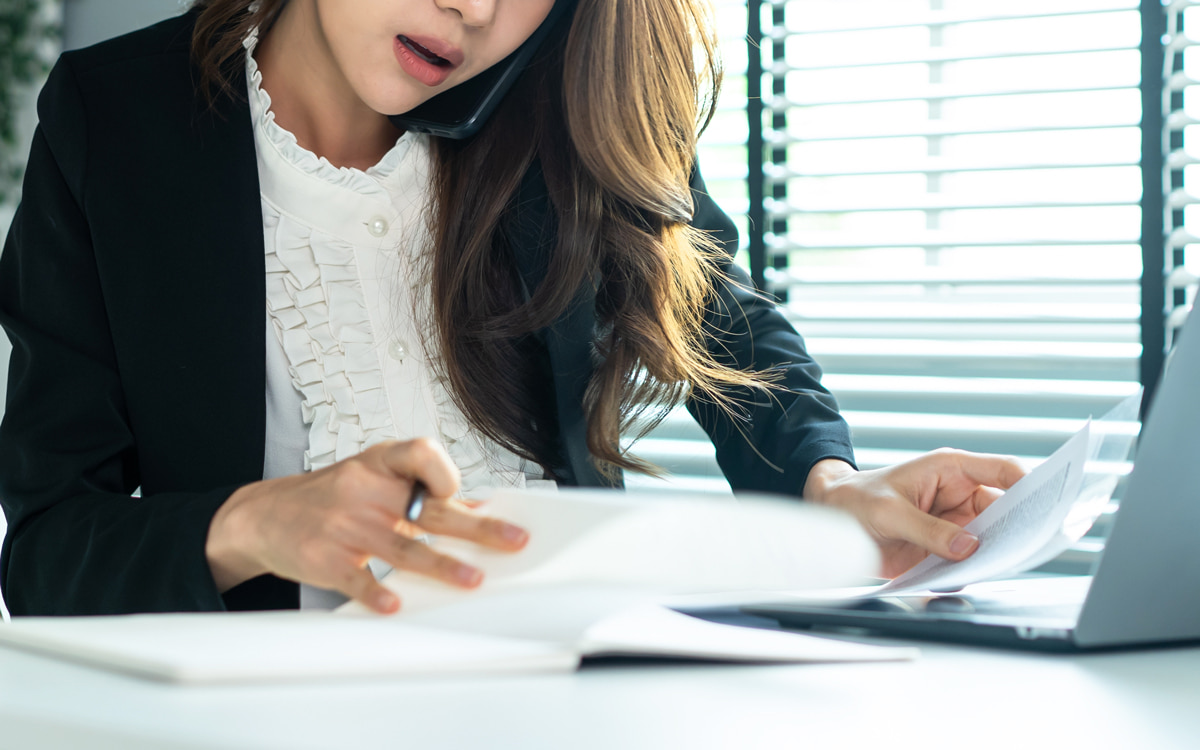 立て込む」の意味は？ビジネスで使える例文や類語の使い分けを解説Career-Picks