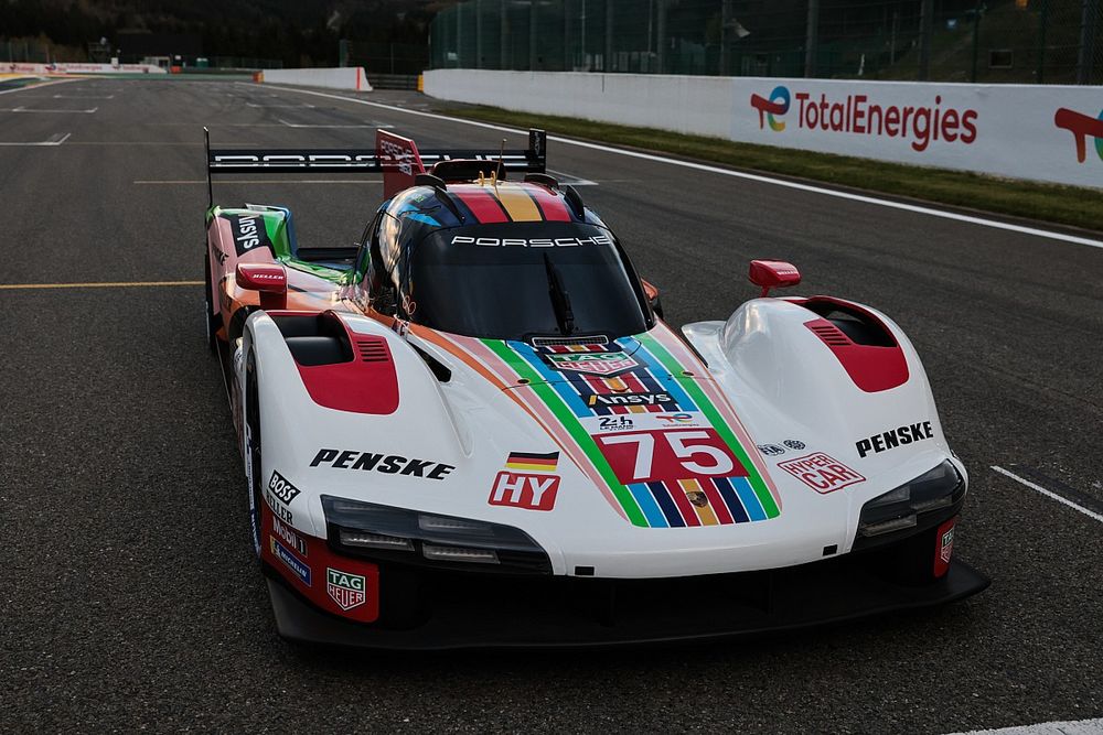 伝説のアップルカラーを纏った「ポルシェ911 GT3 RS」が登場外車王SOKEN