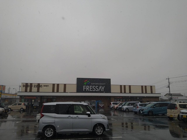 バースデイ フォリオ安堀店しまむらグループ