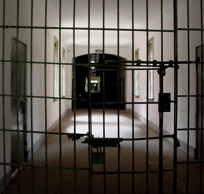 留置場 留置所 とは？施設の詳細から期間、保護室との違いまで徹底解説